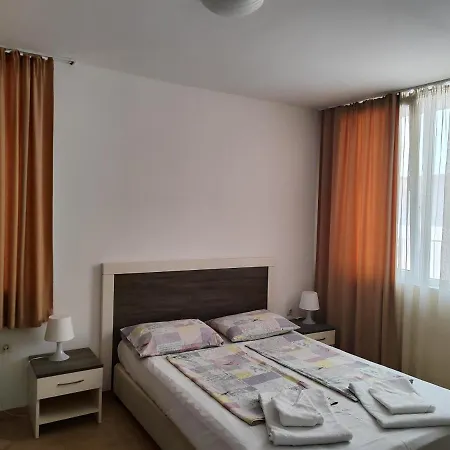 Апартаменти До Плажа На Аурелия - Между Несебър И Равда Apartamento